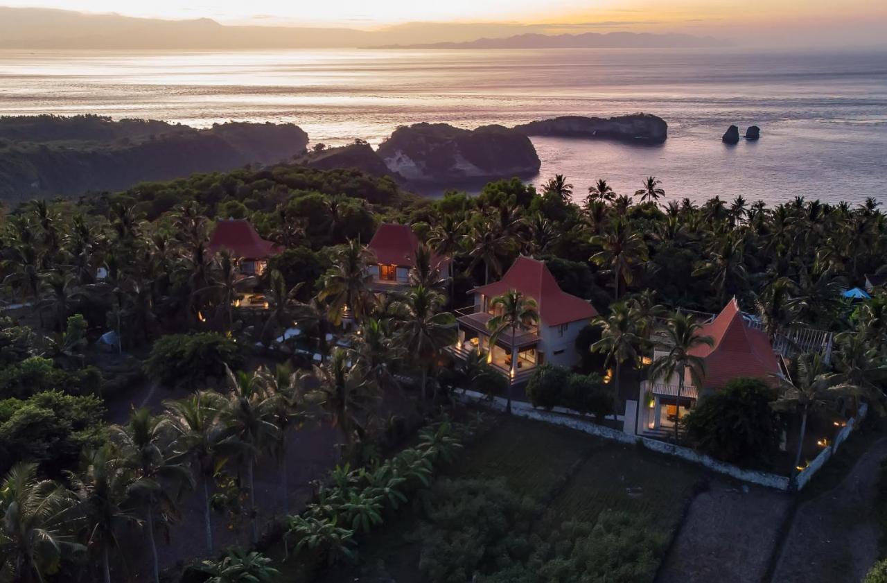 Diamond Beach Villas Tanglad Exterior photo