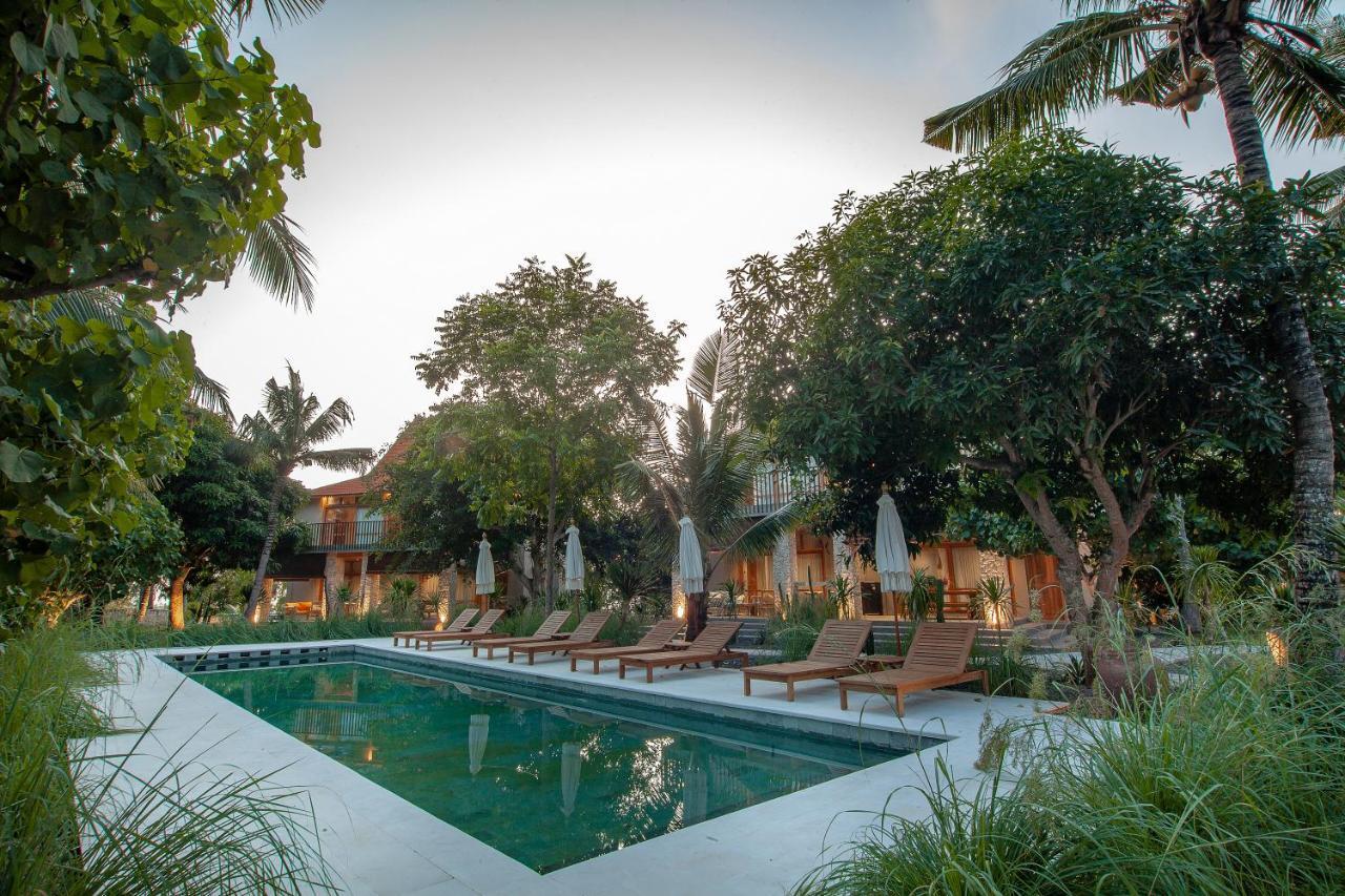 Diamond Beach Villas Tanglad Exterior photo