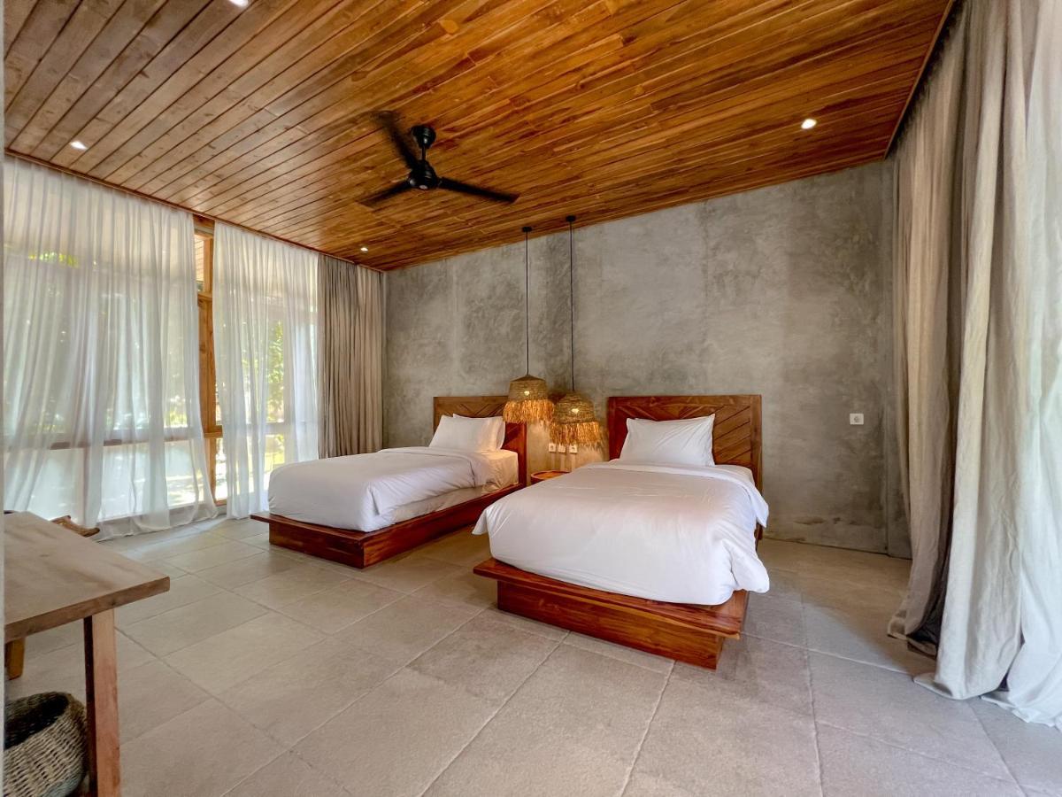 Diamond Beach Villas Tanglad Exterior photo