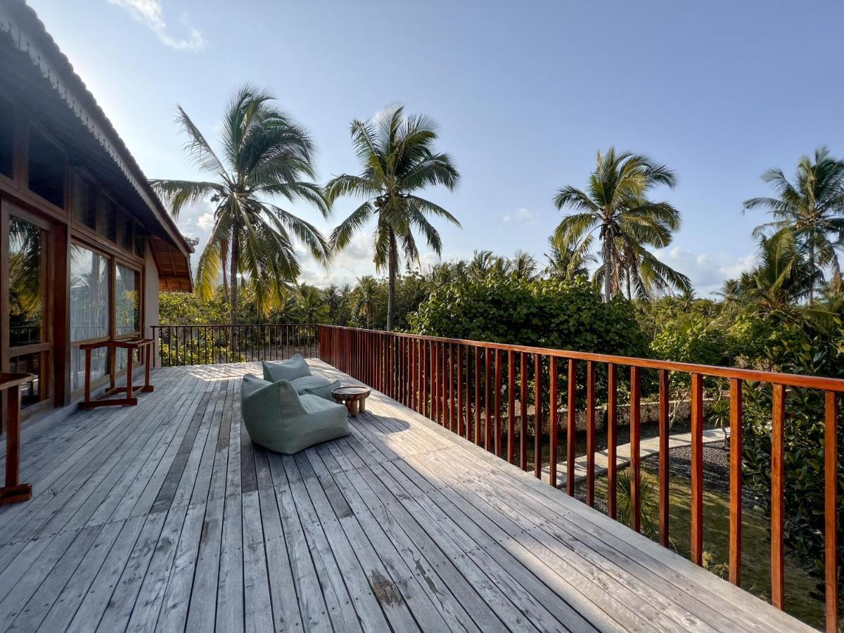 Diamond Beach Villas Tanglad Exterior photo