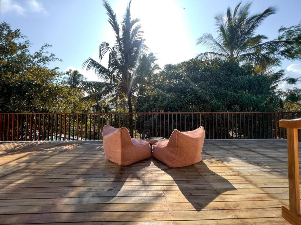 Diamond Beach Villas Tanglad Exterior photo