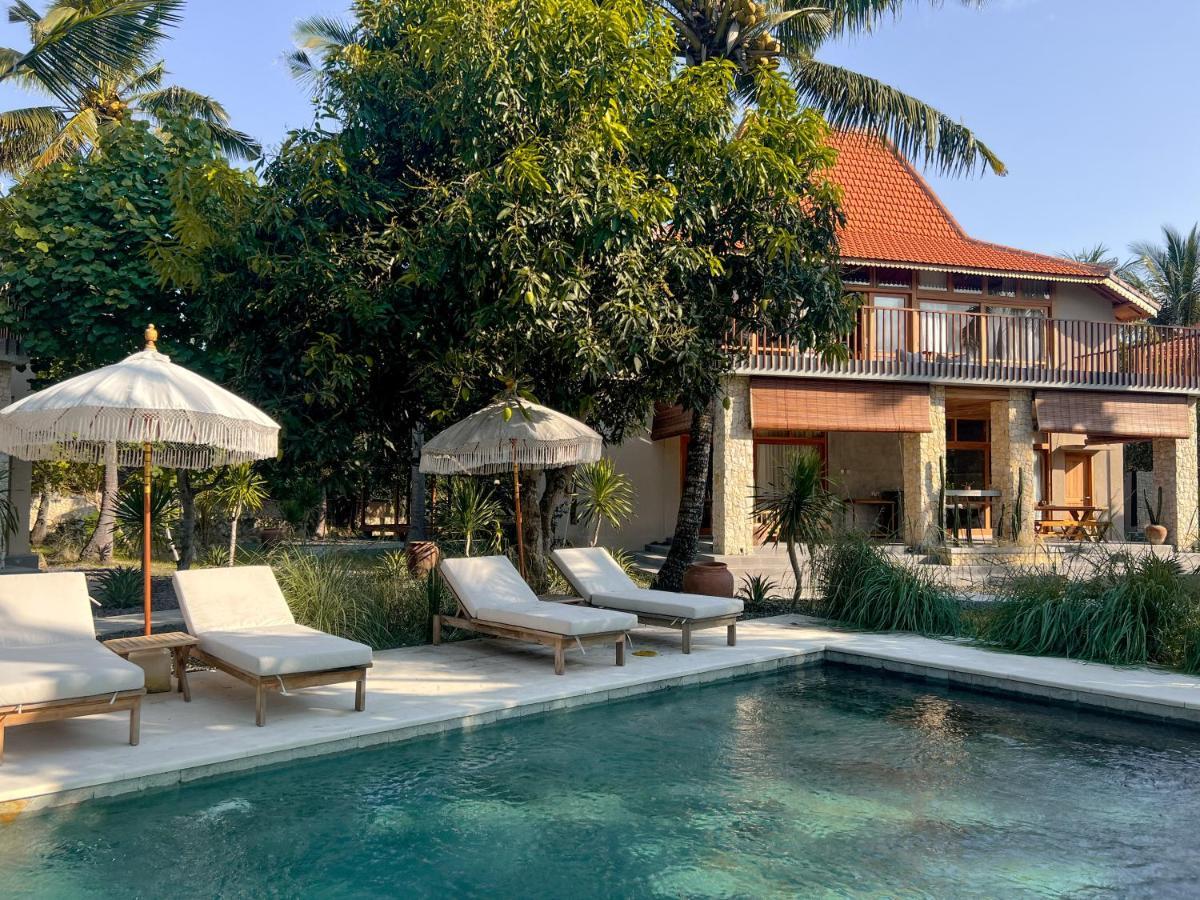 Diamond Beach Villas Tanglad Exterior photo